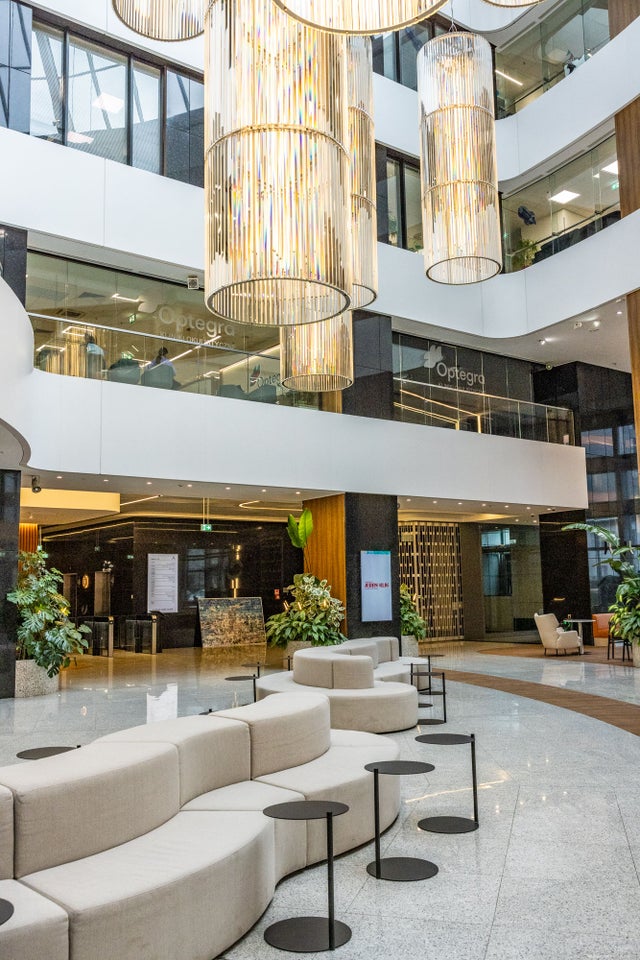 Warsaw Trade Tower Lobby