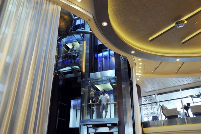Elevator in a ship
