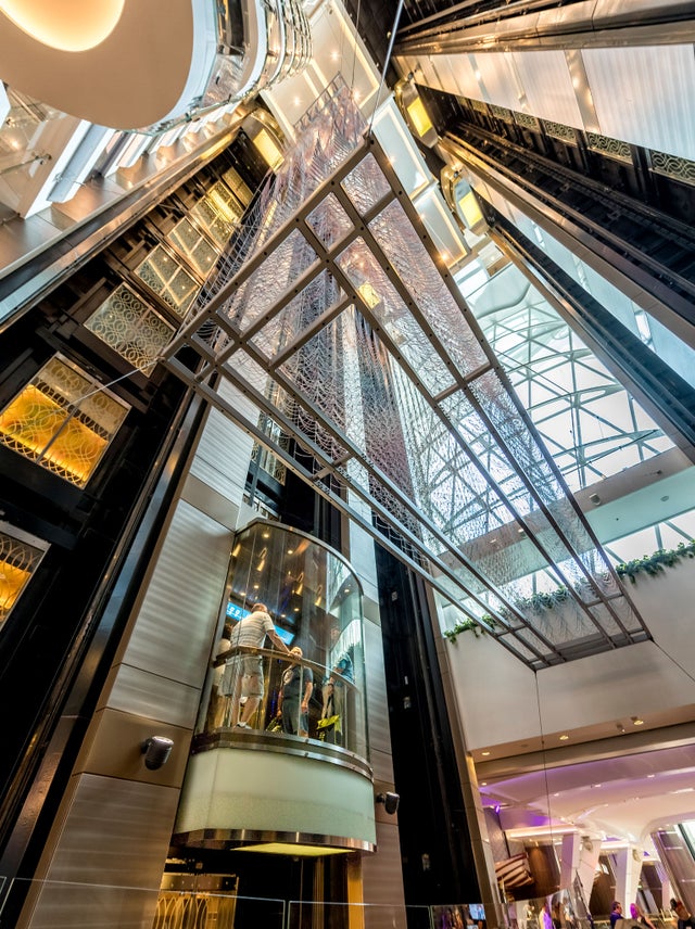 Harmony of the Seas elevator