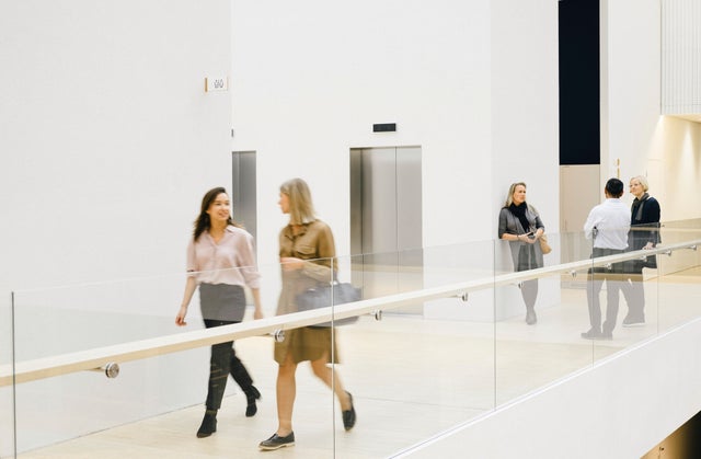 People walking in K-Kampus