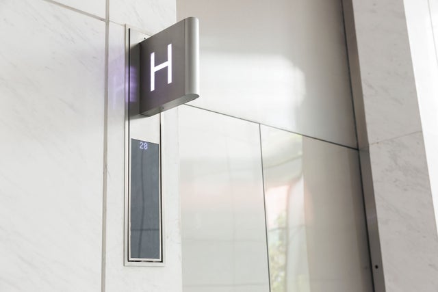 elevator sign