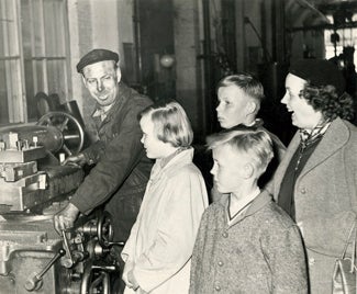1947 KONE family day