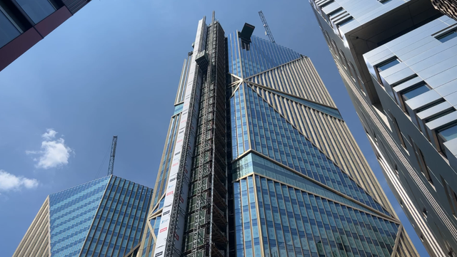 2 Finsbury Avenue under construction, two high-rise buildings and a crane