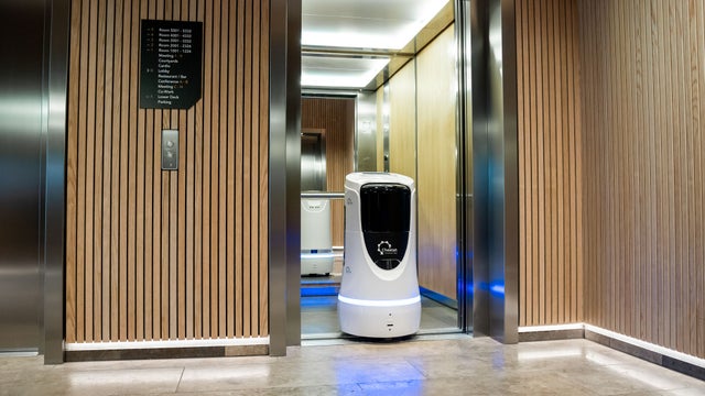 Elevator robot